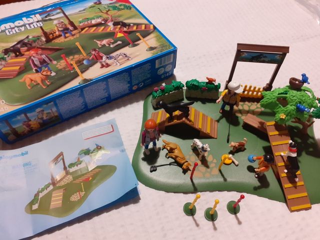 Parque de entrenamiento de perros. Playmobil