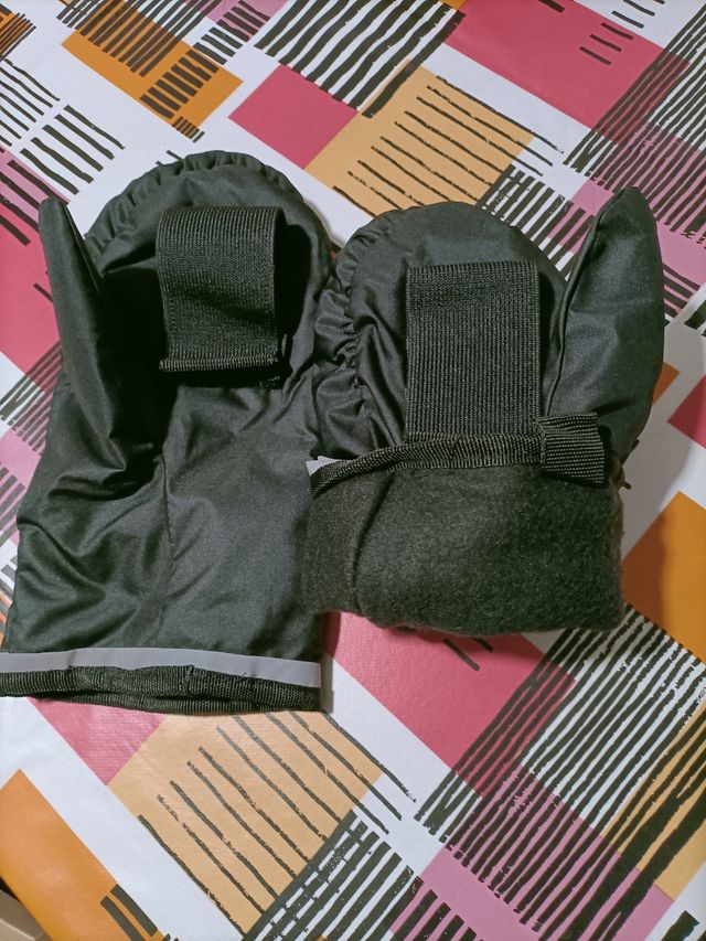 guantes para carro marca ASALVO