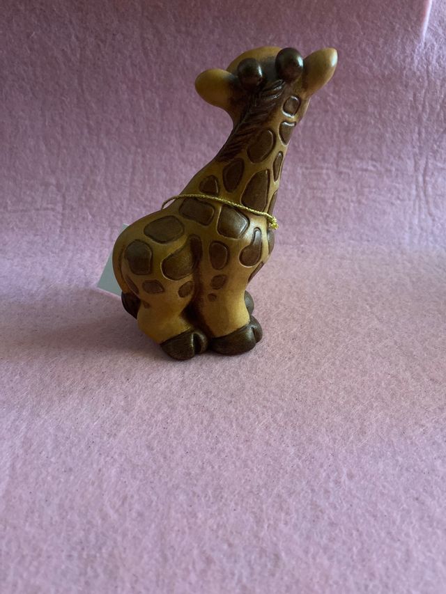 Giraffa media thun