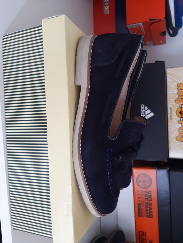 Zapato de comunión de ante Talla 38. "Tizzas"