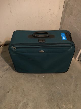 Maletas de segunda mano por 25 EUR en Las Campas en WALLAPOP