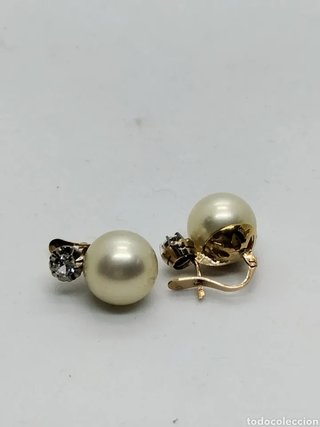 Pendientes perla y zafiros en oro 18 kts. 7,45grms