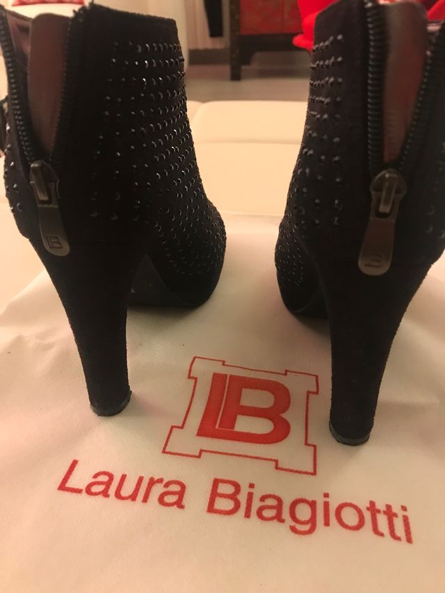 Stivaletti con strass nuovi Laura Biagiotti