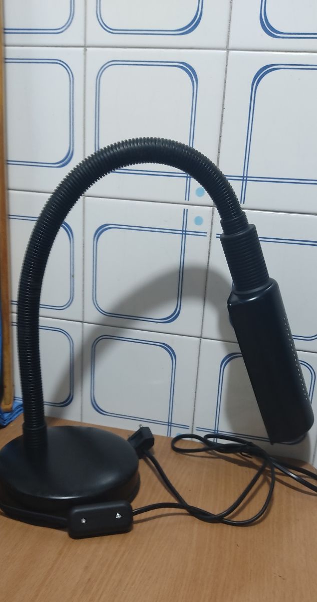 Lampara de oficina flexible color negro
