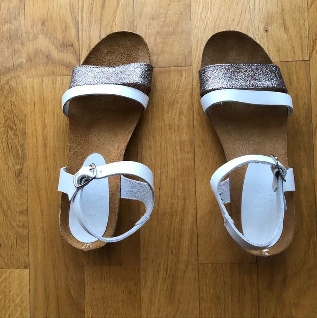 Sandalias CLKA, número 37