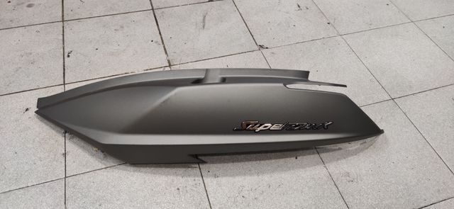 Tapa trasera izquierda superdink 350