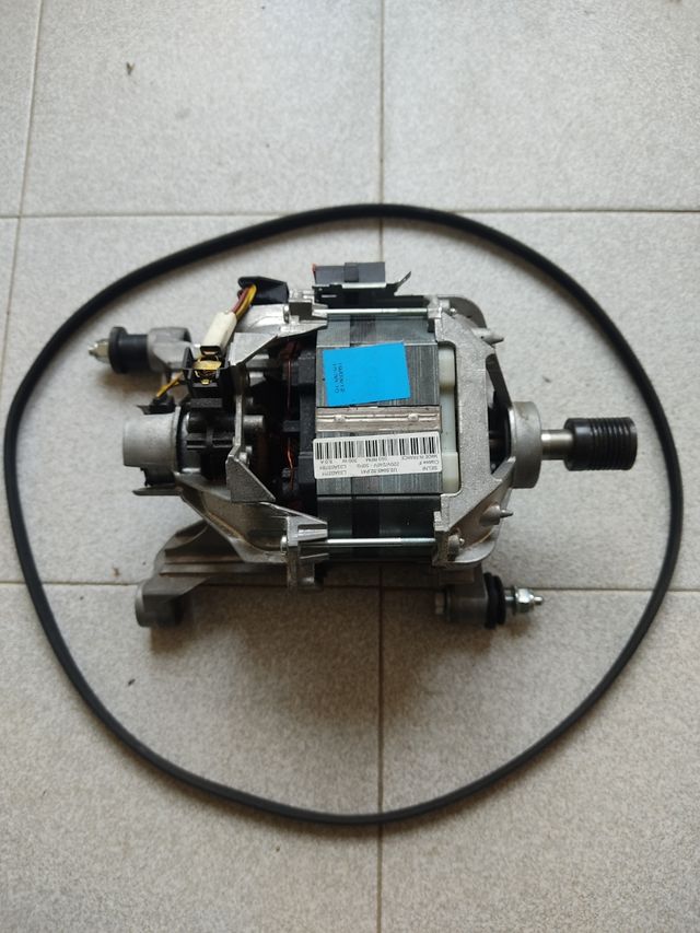 Motore per lavatrice Fagor.