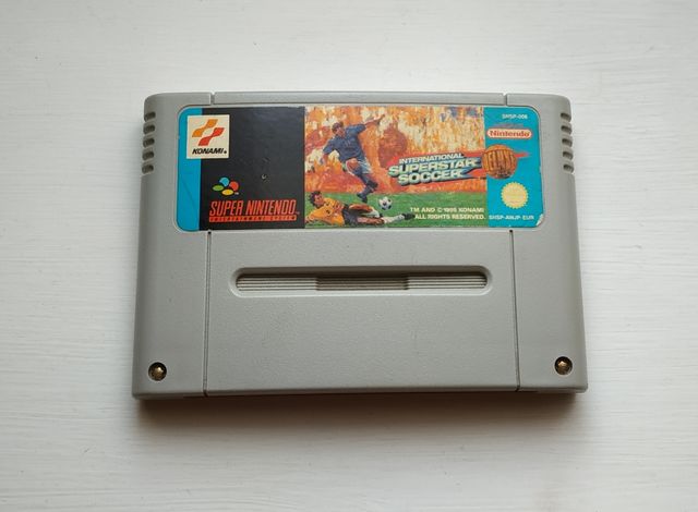 ISSS Deluxe - Super Nintendo.