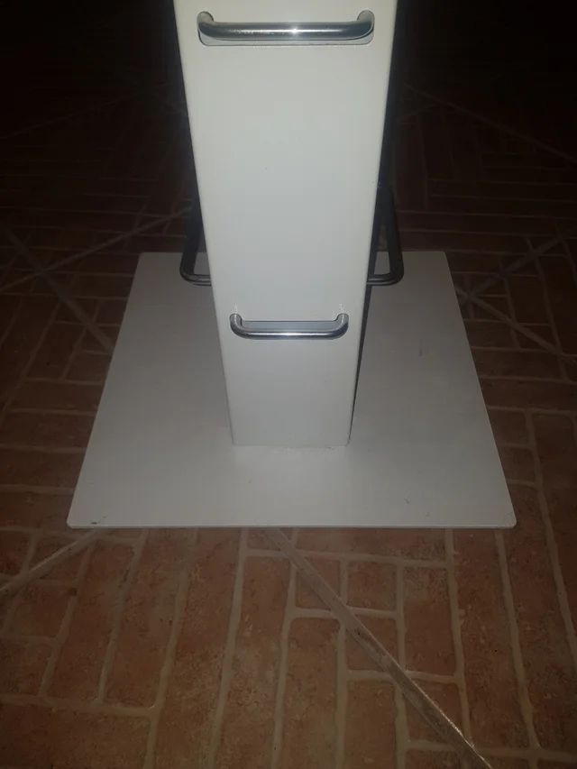 Vendo Estantería de Metal Vintage Blanca