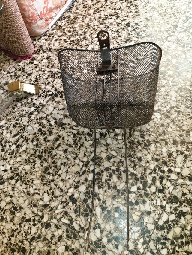 Cestino per biciclette