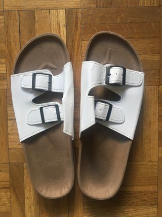 Sandalias estilo Birkenstock de segunda mano por 39 EUR en Madrid en  WALLAPOP