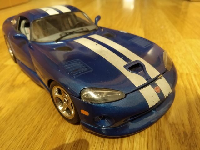 Dodge Viper 1:18 Burago