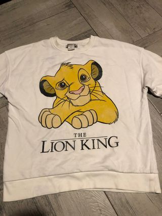 De 'Friends' a 'El rey león': las camisetas y sudaderas de tus series y  películas favoritas son tendencia