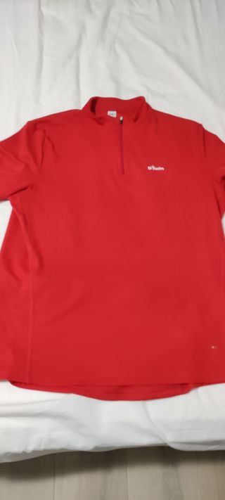 Camiseta termica de bici del decathlon de segunda mano por 5 EUR en Jaén en  WALLAPOP