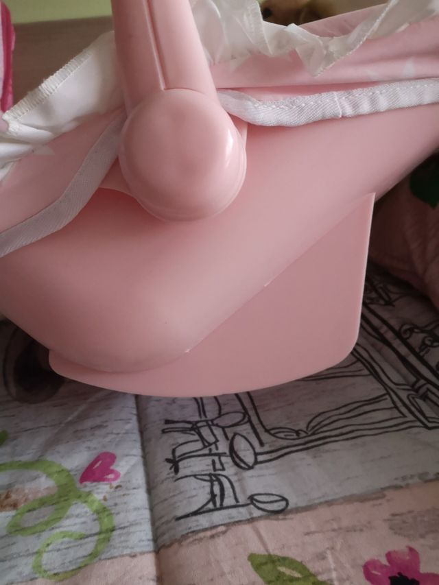 Cuco porta muñecos La Nina