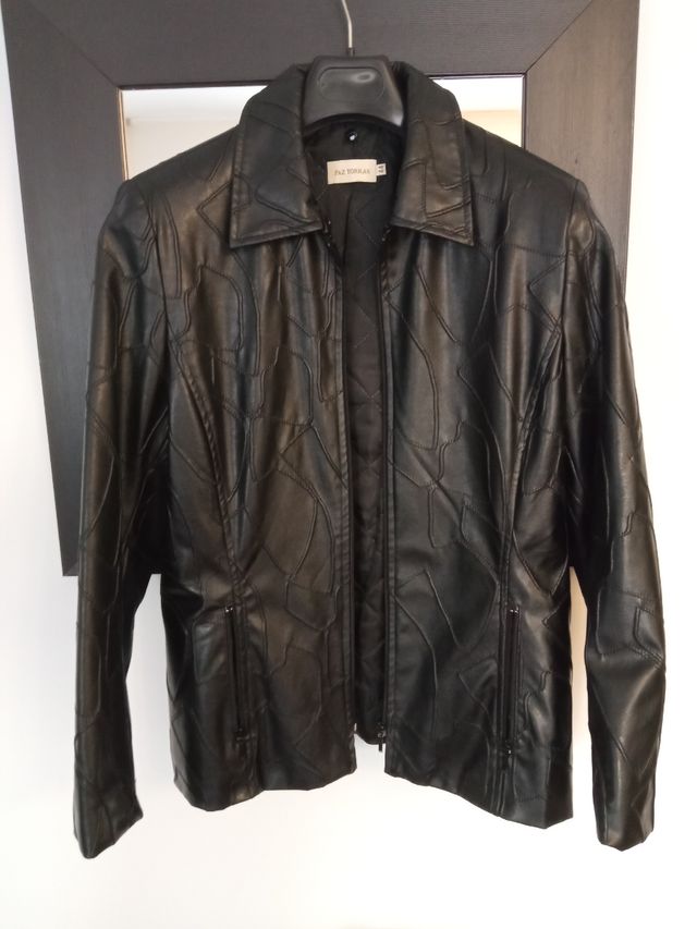 Chaqueta de polipiel 