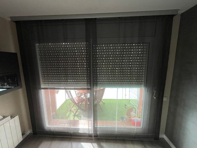 Cortina comedor gris