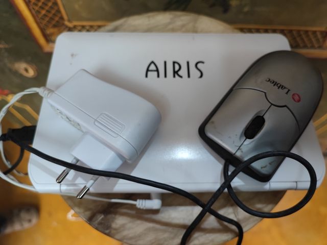 ordenador portátil airis Android