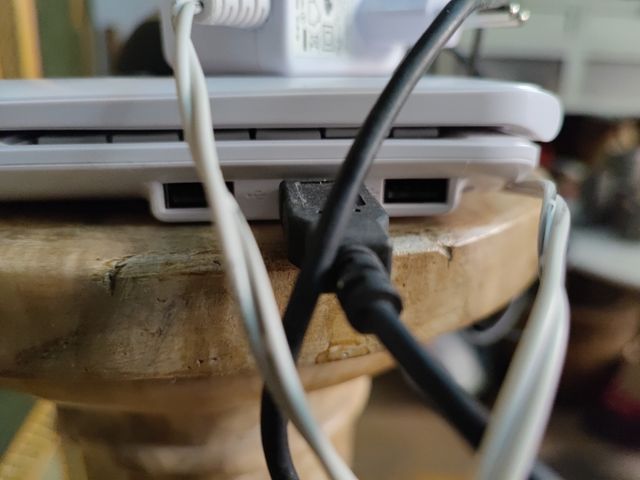 ordenador portátil airis Android