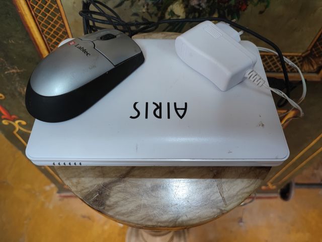 ordenador portátil airis Android