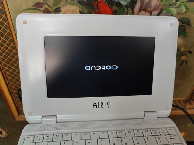 ordenador portátil airis Android