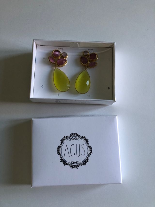 PENDIENTES PARAISO ROSA DARK Y AMARILLO - Acus