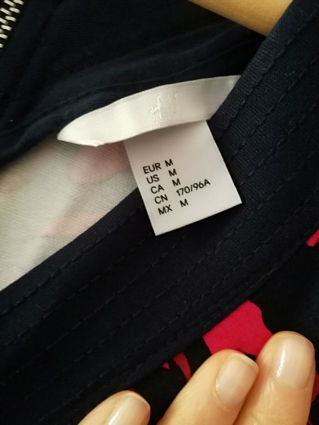 Abito smanicato stampa