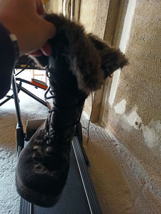 Botas marca ara de segunda mano por 30 EUR en Ourense en WALLAPOP