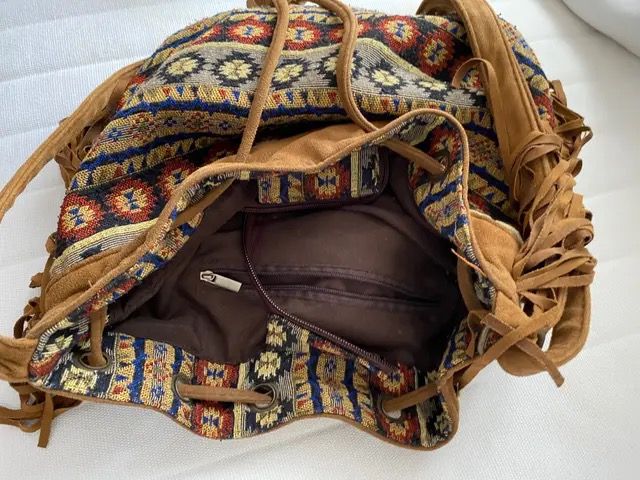 Bolso marrón diseño indio