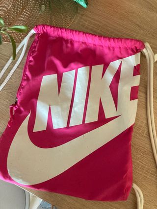 الوغد اشعل حريقا أجعد mochila nike cuerdas rosa - nicholasdown.net