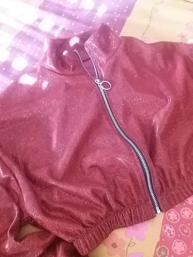 torera color granate brillante