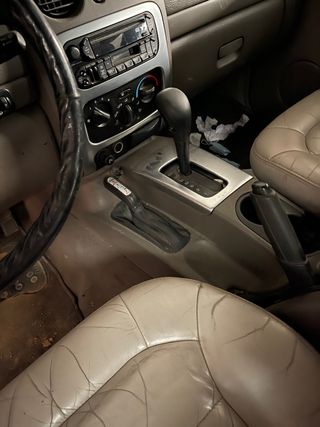 Despiece jeep Cherokee 3.7 automatico