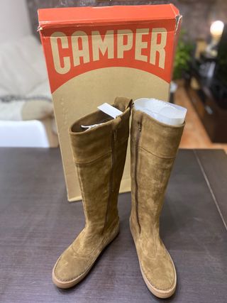 Botas Camper talla 37 de segunda mano por 70 EUR en Finestrat en WALLAPOP