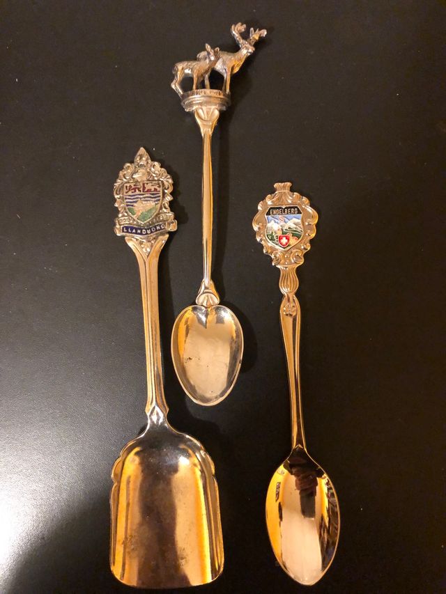 Collezione di cucchiaini da caffè