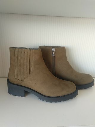 Botines SIN ESTRENAR Springfield mujer talla 39 de segunda mano por 30 EUR  en Puerto de Sagunto en WALLAPOP