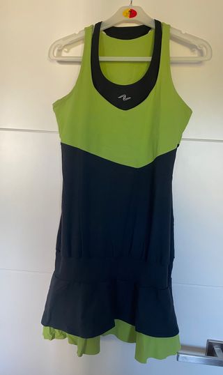 Vestido Naffta mujer de segunda mano por 18 EUR en Albacete en WALLAPOP