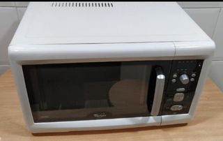 Horno microondas whirlpool de segunda mano por 98 EUR en Castelldefels en  WALLAPOP