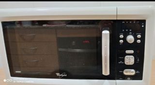 Horno microondas whirlpool de segunda mano por 98 EUR en Castelldefels en  WALLAPOP