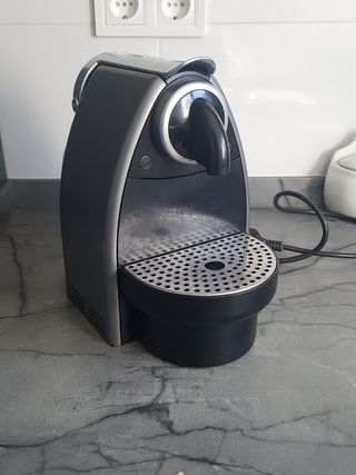 Cafetera Nespresso de segunda mano en Rubí en WALLAPOP