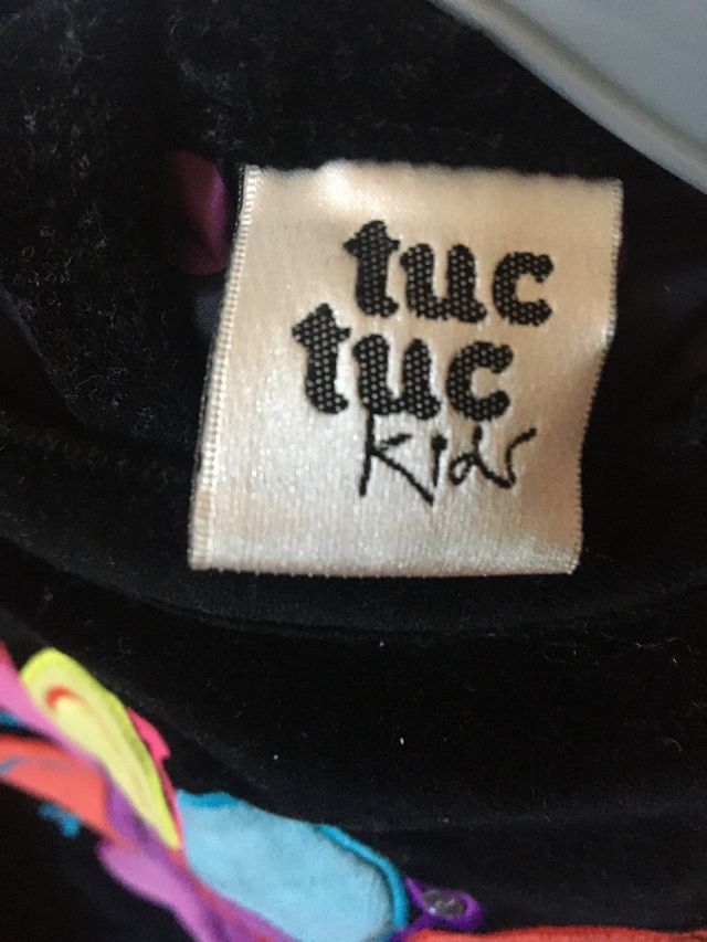 Vestido negro tuc-tuc