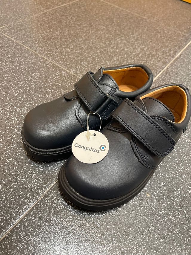 Zapatos sin estrenar marca conguitos 27