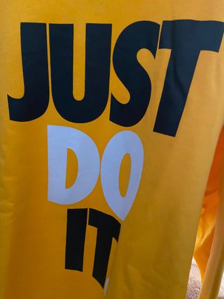 Sudadera Nike Just do it de segunda mano por 30 EUR en Zarautz en WALLAPOP