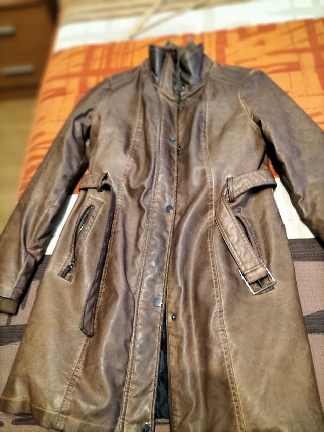 Abrigo chica polipiel marrón T42