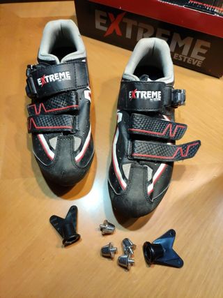 Zapatillas MTB T-42 de segunda mano por 16 EUR en Aravell en WALLAPOP