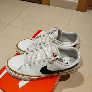 playeros nike blancos