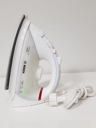 Plancha Bosch de segunda mano por 20 EUR en Pamplona en WALLAPOP