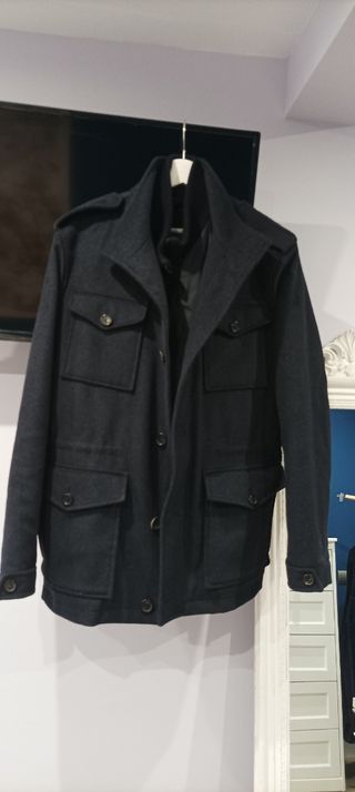 Chaquetón Emidio Tucci lana y cashemira de segunda mano por 25 EUR en  Madrid en WALLAPOP
