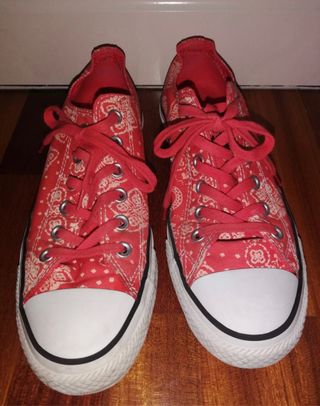 Converse ALL STAR 39 edición limitada de segunda mano por 27 EUR en Molina  de Segura en WALLAPOP