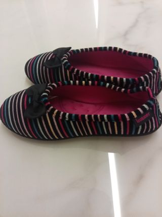 Zapatillas casa ergonómicas ISOTONER Corte Inglés de segunda mano por 11  EUR en Zaragoza en WALLAPOP