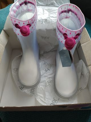 Botas de agua IGOR transparentes talla 25 de segunda mano por 10 EUR en  Ranon en WALLAPOP